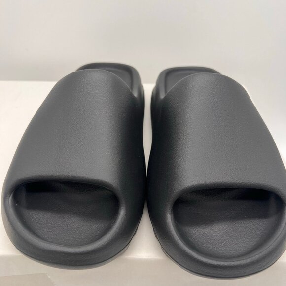 Yeezy Black Slide Sandals - Picture 3 of 5